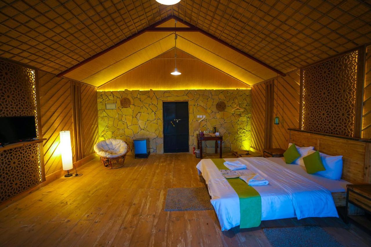 Sama Ras Al Jinz Resort Sur Exterior photo